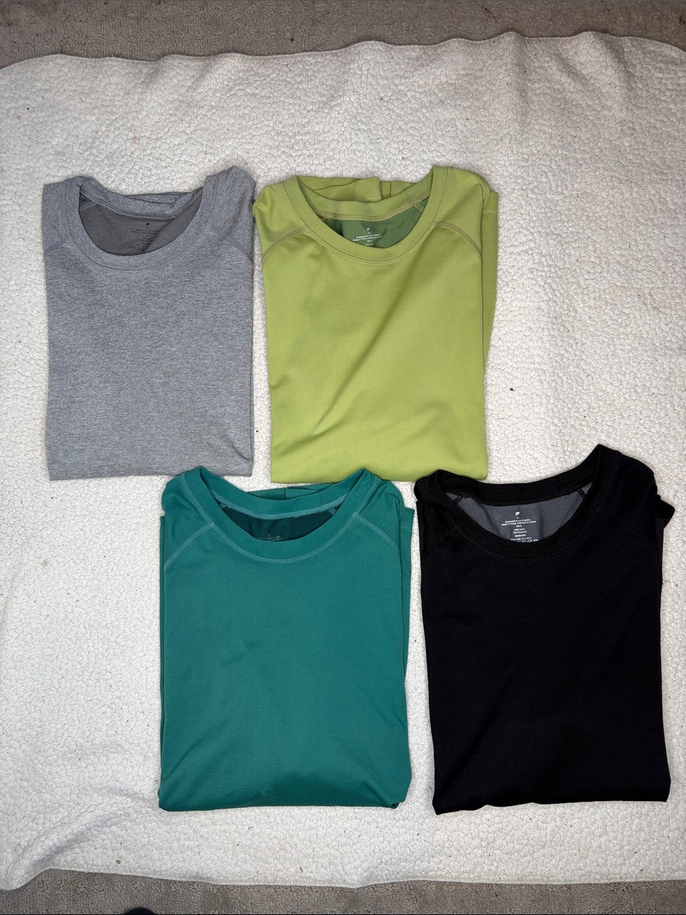 Set of 4 Fabletics Athletic T-Shirt: Size Extra Large